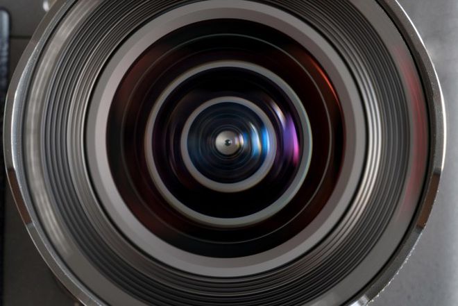 研究人员用金属透镜阵列制造微型广角相机可用于智能手机