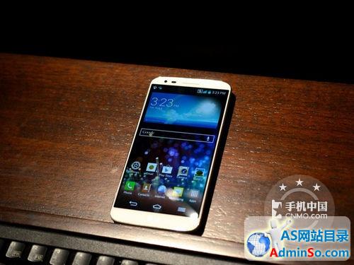 配置顶级  LG G2 重庆报价仅售2500元 