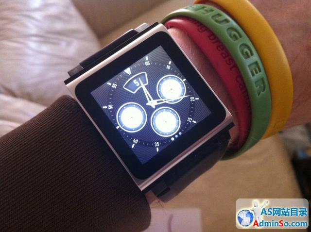 这款产品正是苹果4年前推出的“智能手表”