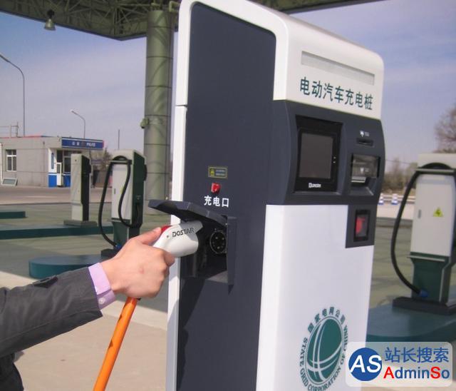 北京正在将路灯改造为充电桩 解决电动车充电难题