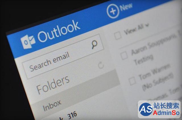 微软Outlook.com封杀谷歌FB聊天 代之以Skype