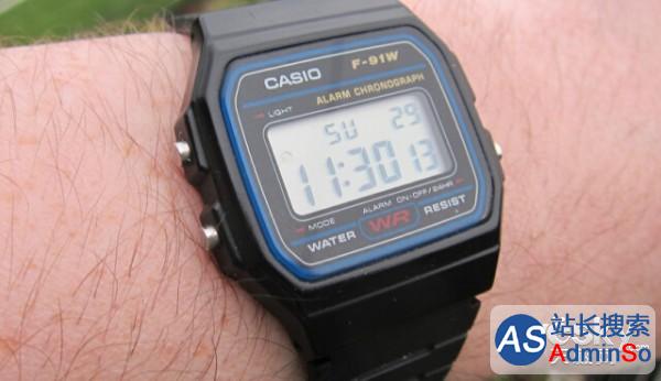 看看远古的智能手表 卡西欧第一款智能手表