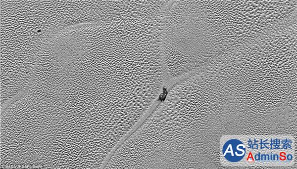 新视野号拍摄到冥王星表面“神秘蜗牛”