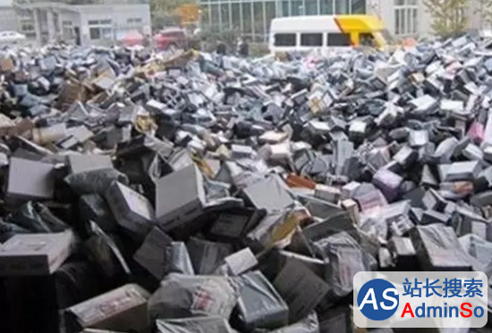 “买买买”结果：一年扔掉快递纸箱400万吨