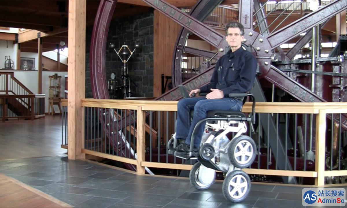 还记得那台超酷炫、能爬梯却无奈停产的轮椅iBot吗？丰田要让它重出江湖