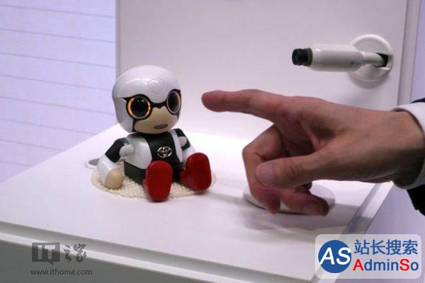 丰田发布Kirobo Mini聊天机器人：天真无邪，约2619元