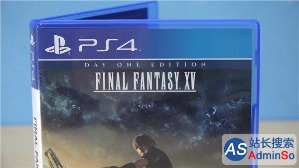 《最终幻想15》PS4首发版开箱提前到来：内含制作组全体签名
