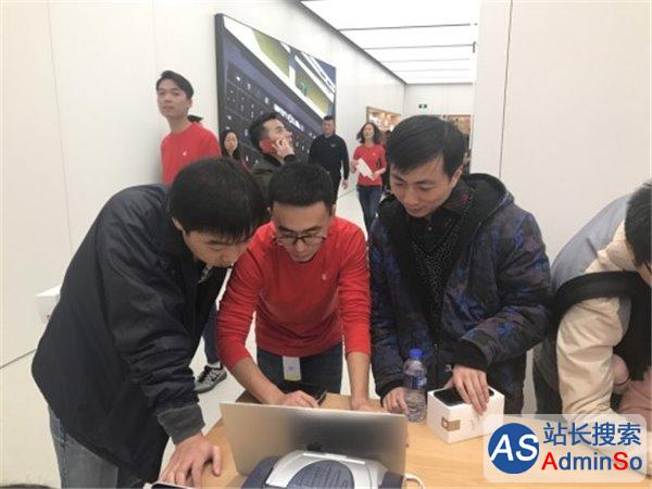 上海第七家：苹果Apple Store七宝店开业
